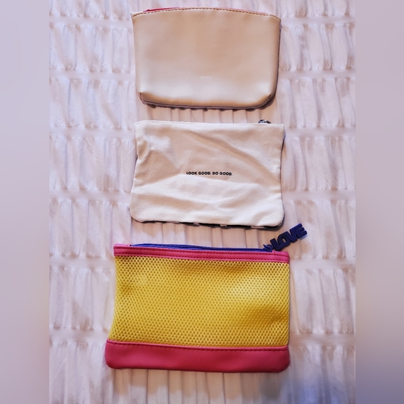 IPSY Makeup Bags - Picture 2 of 2